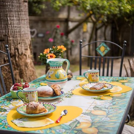 Bed and Breakfast Casa Beatrice Sorrent Exterior foto