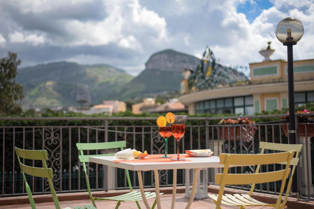 Bed and Breakfast Casa Beatrice Sorrent Exterior foto